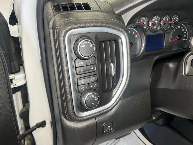 Photo of 2019 White Chevrolet Silverado 1500