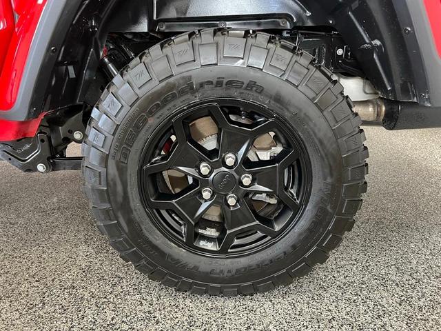 Photo of 2021 Firecracker Red Clearcoat Jeep Gladiator