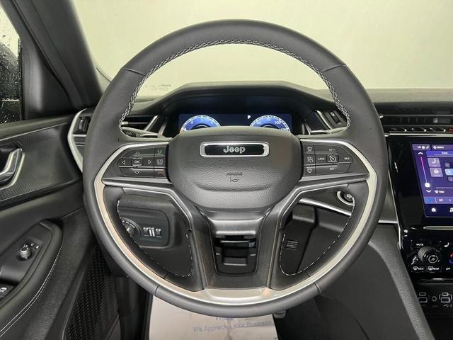Photo of 2025 Velvet Red Pearlcoat Jeep Grand Cherokee L