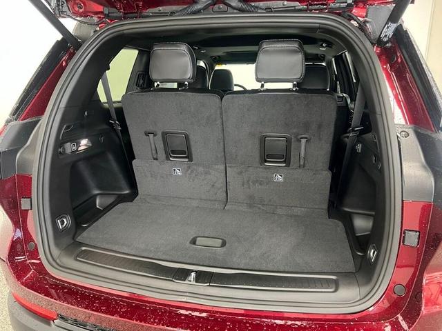 Photo of 2025 Velvet Red Pearlcoat Jeep Grand Cherokee L