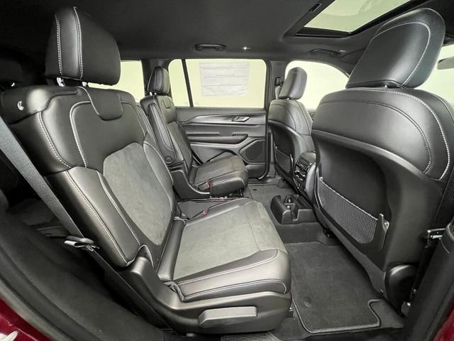 Photo of 2025 Velvet Red Pearlcoat Jeep Grand Cherokee L