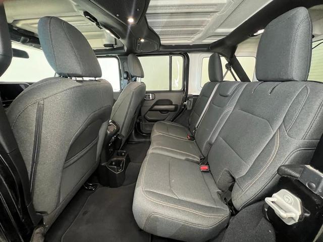Photo of 2024 Black Clearcoat Jeep Wrangler
