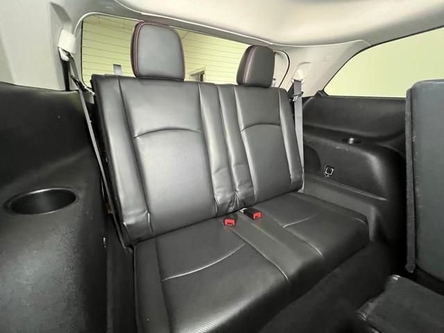 Photo of 2017 Granite Crystal Clearcoat Metallic Dodge Journey