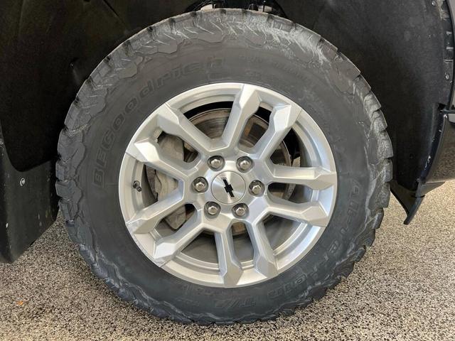 Photo of 2023 Black Chevrolet Silverado 1500