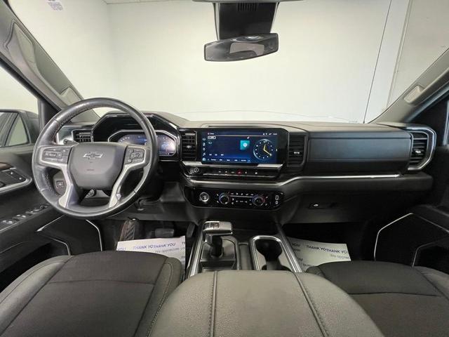 Photo of 2023 Black Chevrolet Silverado 1500