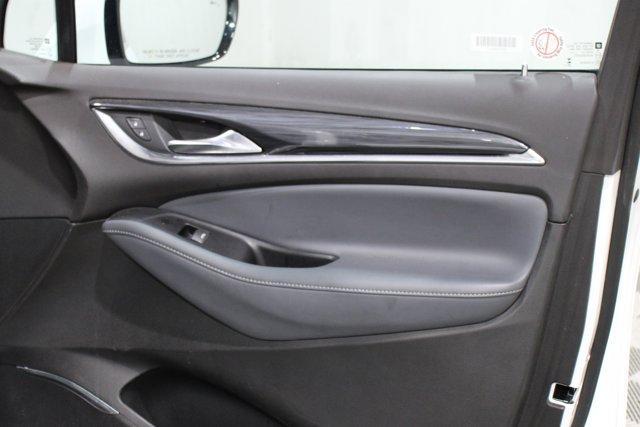 Photo of 2024 Summit White Buick Enclave