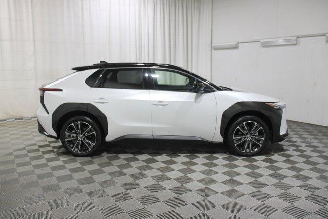 Photo of 2023 White Toyota bZ4X