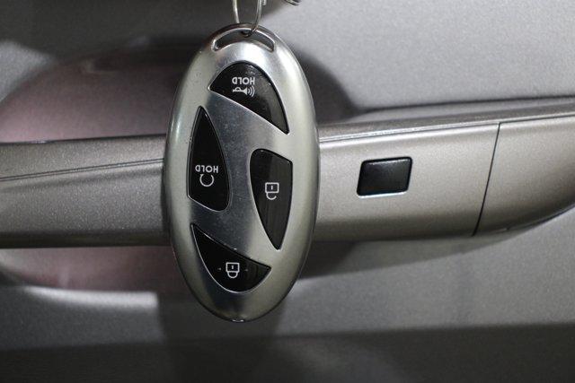 Photo of 2024 Fluid Metallic Hyundai ELANTRA
