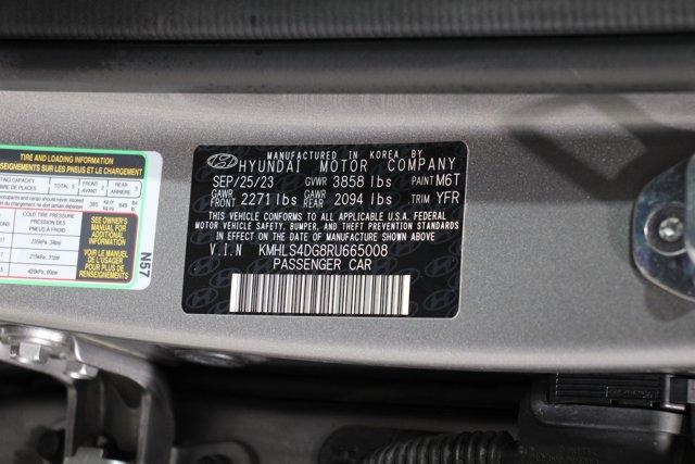 Photo of 2024 Fluid Metallic Hyundai ELANTRA
