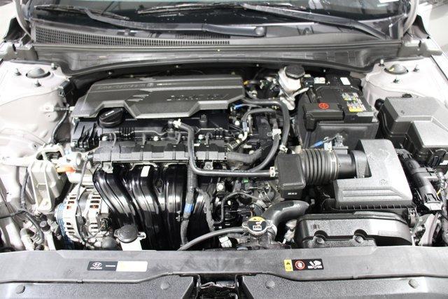 Photo of 2024 Fluid Metallic Hyundai ELANTRA
