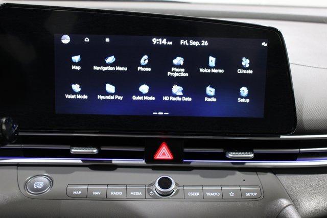 Photo of 2024 Fluid Metallic Hyundai ELANTRA