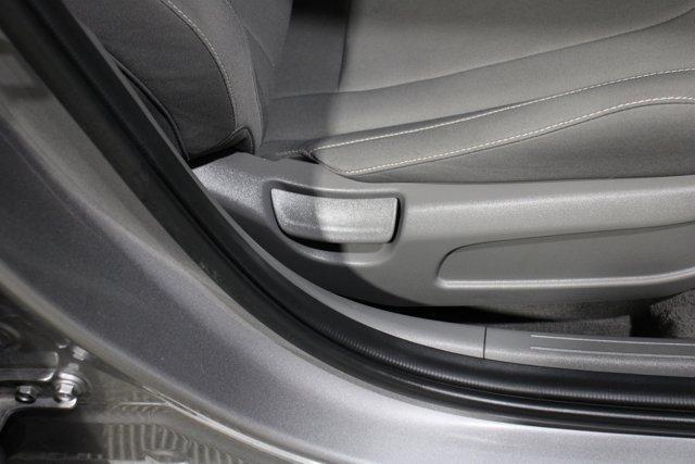 Photo of 2024 Fluid Metallic Hyundai ELANTRA