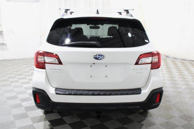 Photo of 2019 Crystal White Pearl Subaru Outback