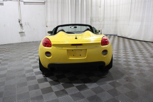 Photo of 2008 Mean Yellow Pontiac Solstice