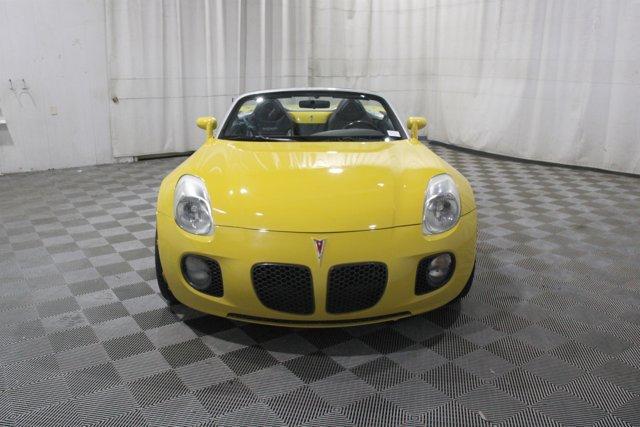 Photo of 2008 Mean Yellow Pontiac Solstice