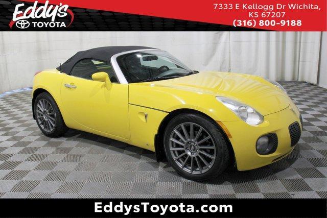 Photo of 2008 Mean Yellow Pontiac Solstice