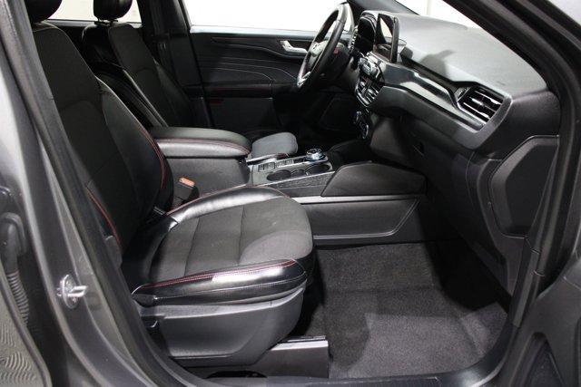 Photo of 2024 Carbonized Gray Metallic Ford Escape