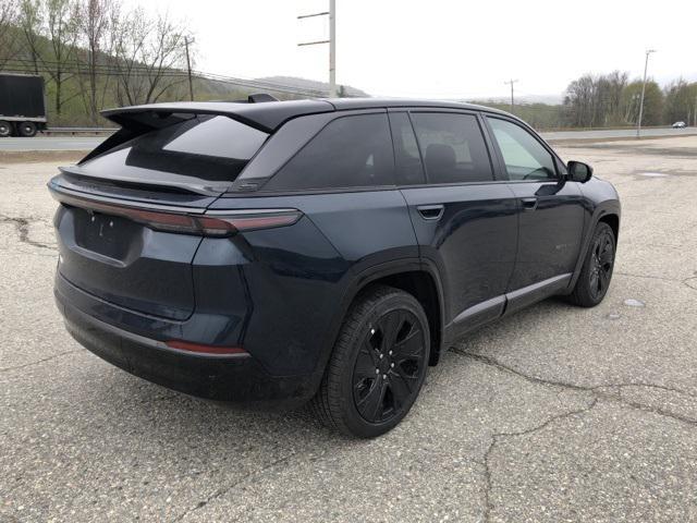 Photo of 2025 Fathom Blue Pearlcoat Jeep Wagoneer S