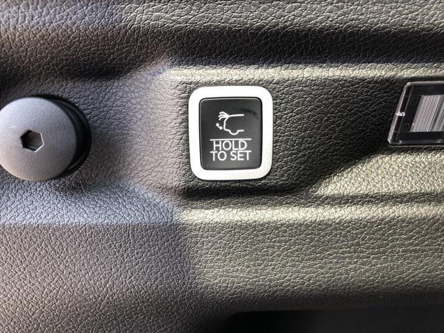 Photo of 2025 Velvet Red Pearlcoat Jeep Grand Cherokee L