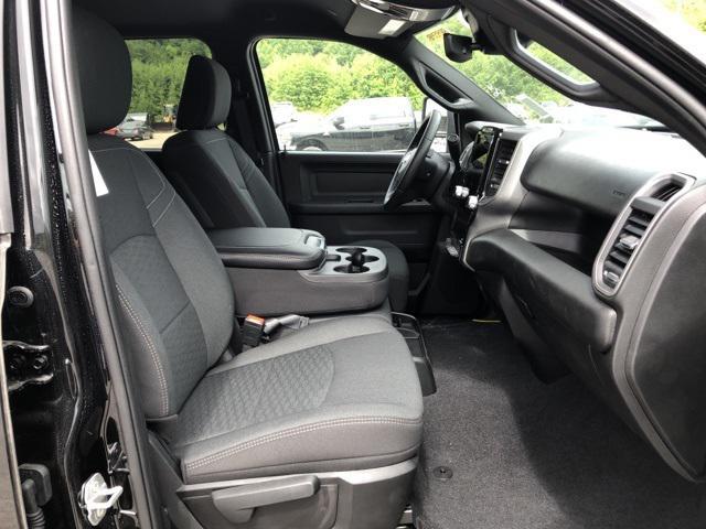Photo of 2025 Diamond Black Crystal Pearlcoat RAM 2500