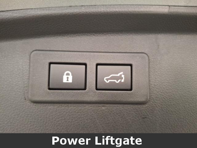 Photo of 2025 Ice Silver Metallic Subaru Outback