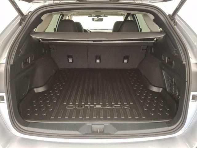 Photo of 2025 Ice Silver Metallic Subaru Outback