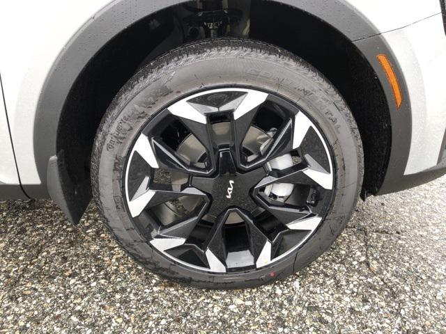 Photo of 2025 Wolf Gray Kia Sorento