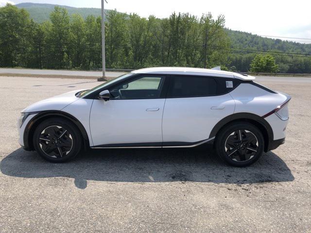 Photo of 2025 Glacier White Pearl Kia EV6