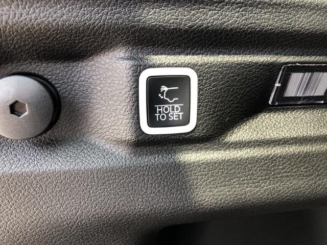 Photo of 2025 Baltic Gray Metallic Clearcoat Jeep Grand Cherokee L