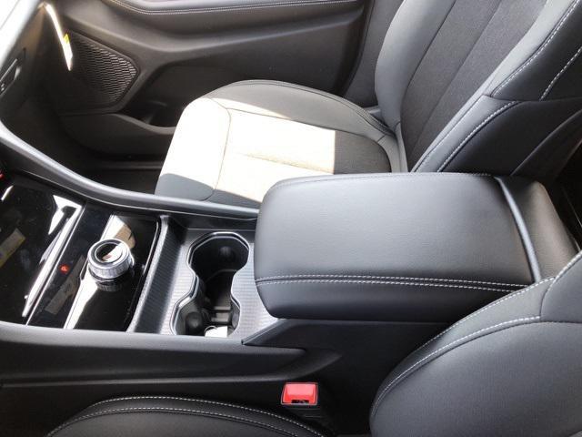 Photo of 2025 Baltic Gray Metallic Clearcoat Jeep Grand Cherokee L