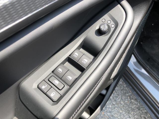 Photo of 2025 Baltic Gray Metallic Clearcoat Jeep Grand Cherokee L