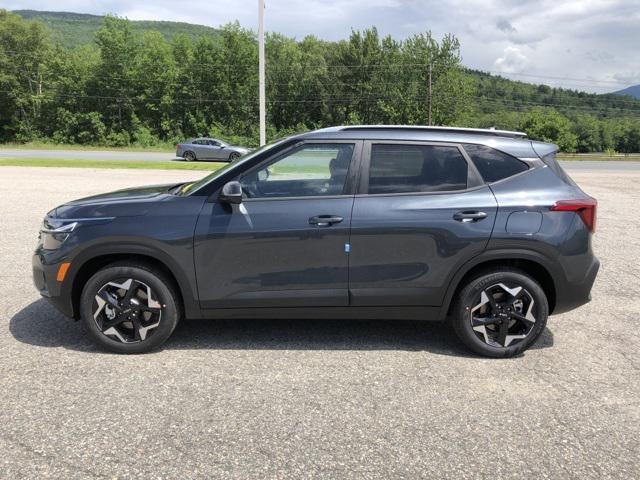 Photo of 2025 Gravity Gray Kia Seltos