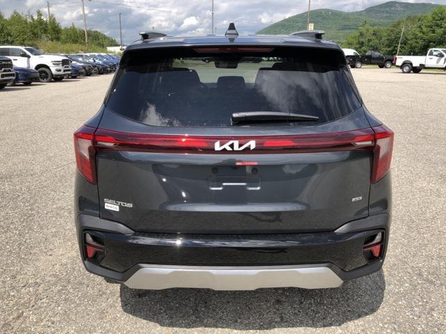Photo of 2025 Gravity Gray Kia Seltos