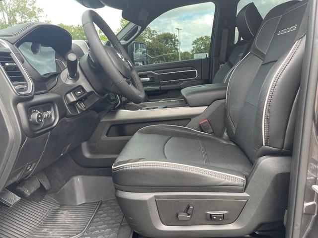 Photo of 2025 Granite Crystal Clearcoat Metallic RAM 2500