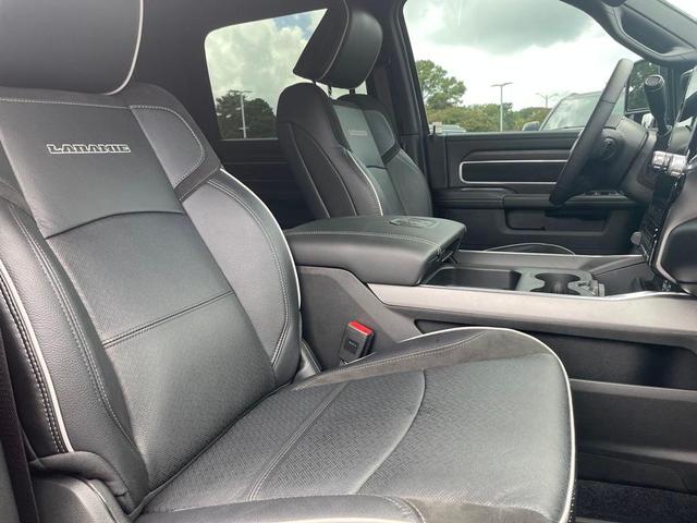 Photo of 2025 Granite Crystal Clearcoat Metallic RAM 2500