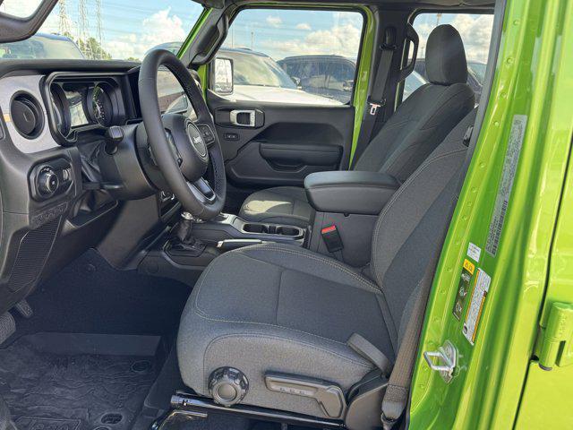 Photo of 2025 Mojito Clearcoat Jeep Wrangler