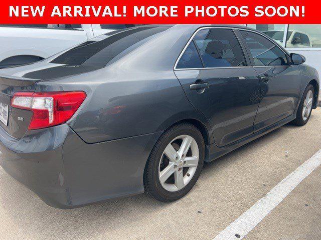 Photo of 2012 Gray Toyota Camry