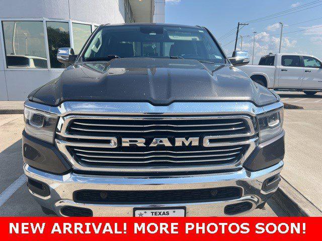 Photo of 2022 Granite Crystal Metallic Clearcoat RAM 1500