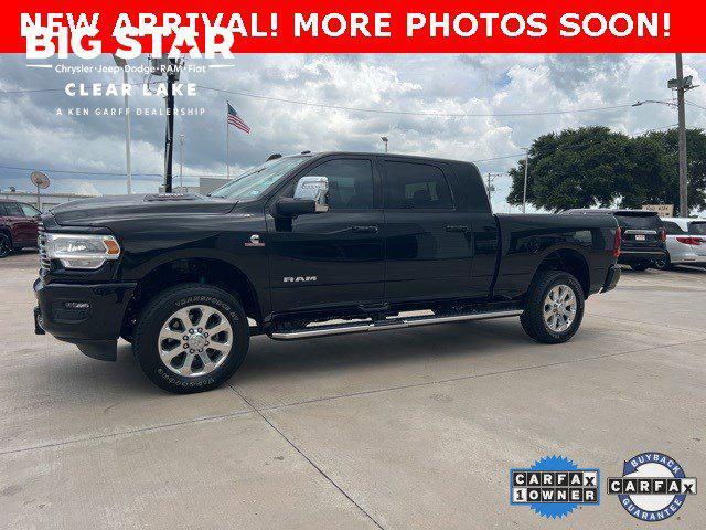 Photo of 2023 Diamond Black Crystal Pearlcoat RAM 2500