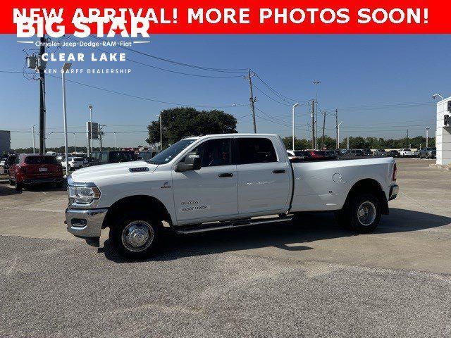 Photo of 2024 Bright White Clearcoat RAM 3500