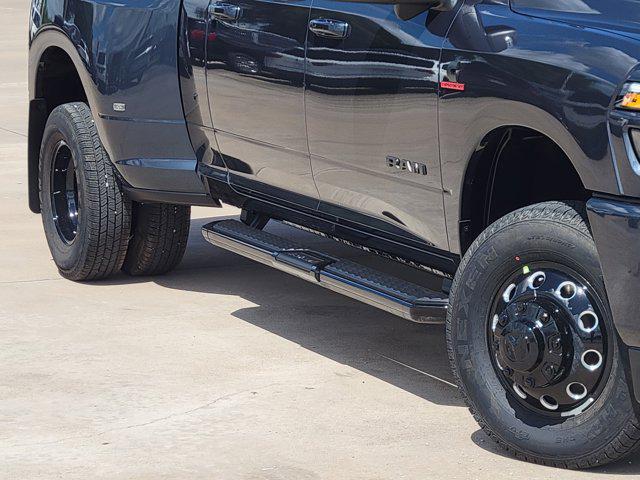 Photo of 2025 Forged Blue Metallic RAM 3500