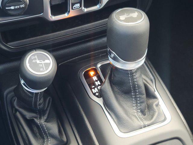 Photo of 2025 Granite Crystal Metallic Clearcoat Jeep Wrangler