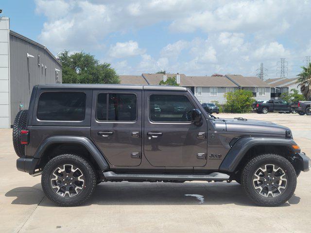 Photo of 2025 Granite Crystal Metallic Clearcoat Jeep Wrangler