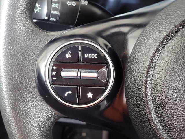Photo of 2023 Snow White Pearl Kia Soul