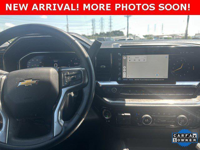Photo of 2024 Summit White Chevrolet Silverado 2500