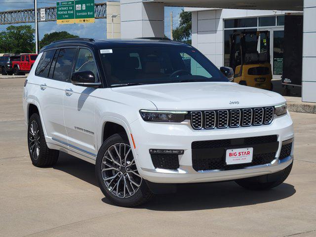 Photo of 2025 Bright White Clearcoat Jeep Grand Cherokee L