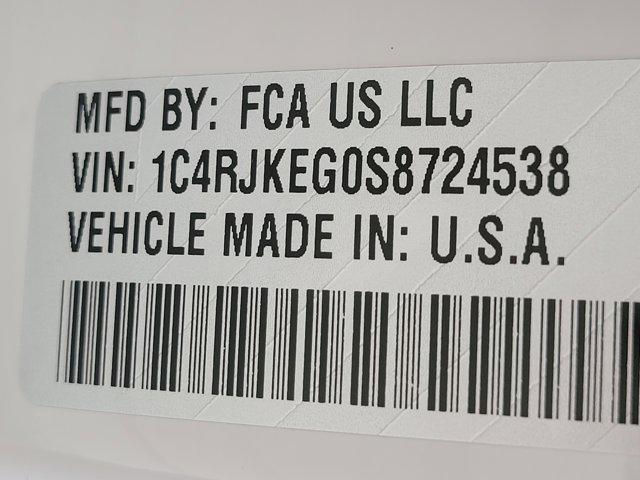 Photo of 2025 Bright White Clearcoat Jeep Grand Cherokee L