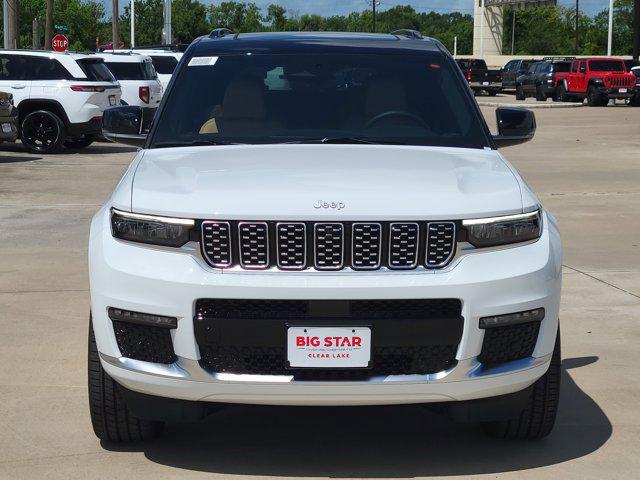 Photo of 2025 Bright White Clearcoat Jeep Grand Cherokee L