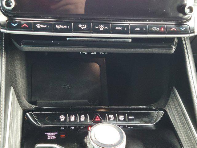 Photo of 2024 Bright White Clearcoat Jeep Wagoneer L