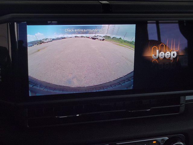 Photo of 2025 Granite Crystal Metallic Clearcoat Jeep Wrangler